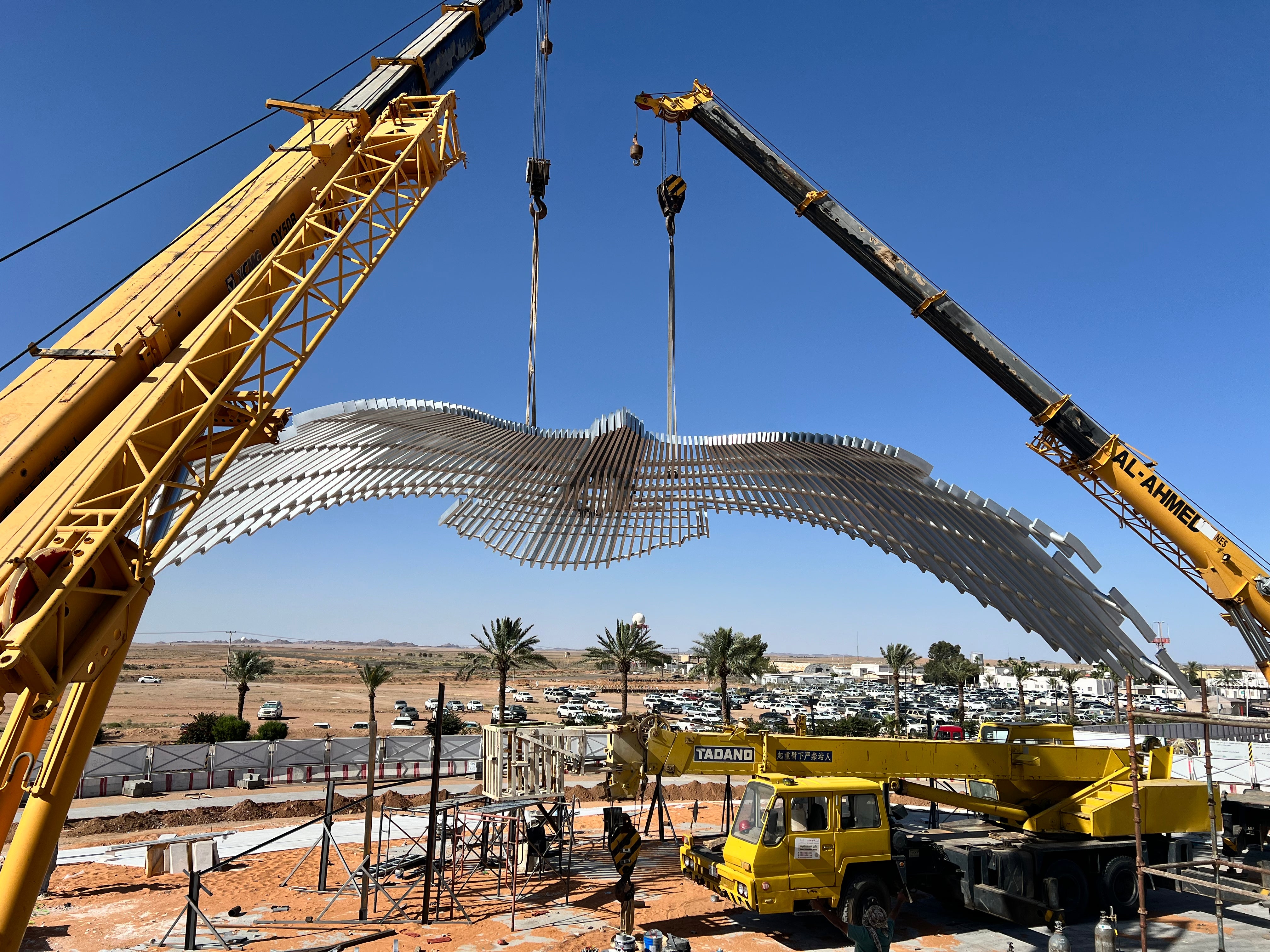 Kingstone, professional stainless steel sculpture manufacturers, fabricating the Dubai landmark segments.